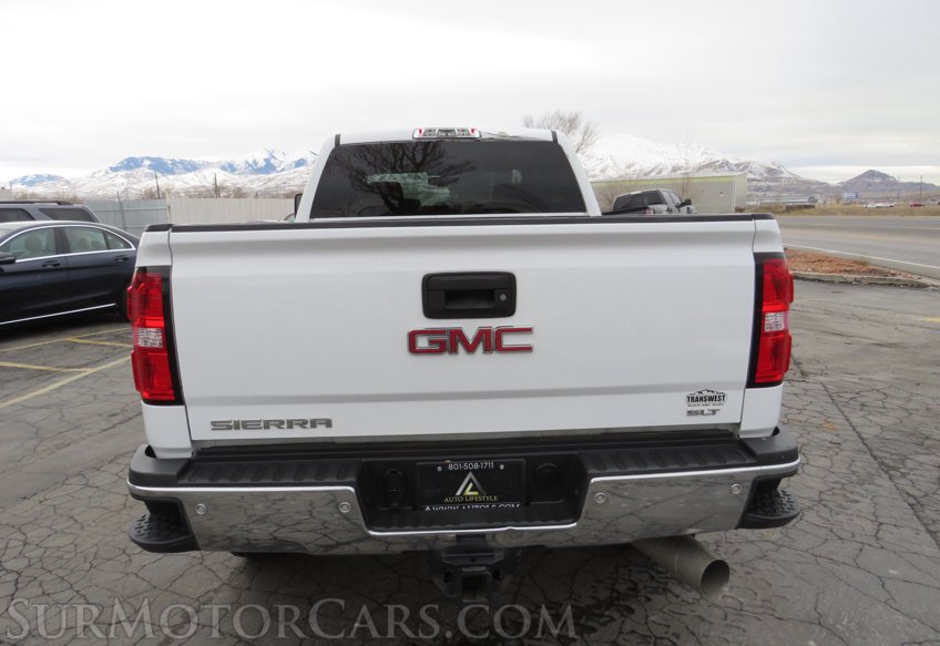 2018 GMC Sierra 3500HD - Image 11