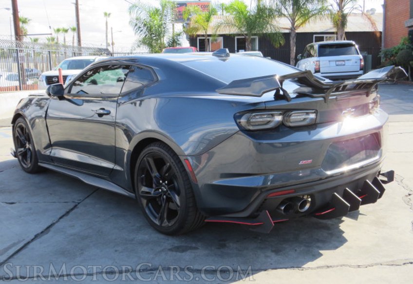 2020 Chevrolet Camaro - Image 7