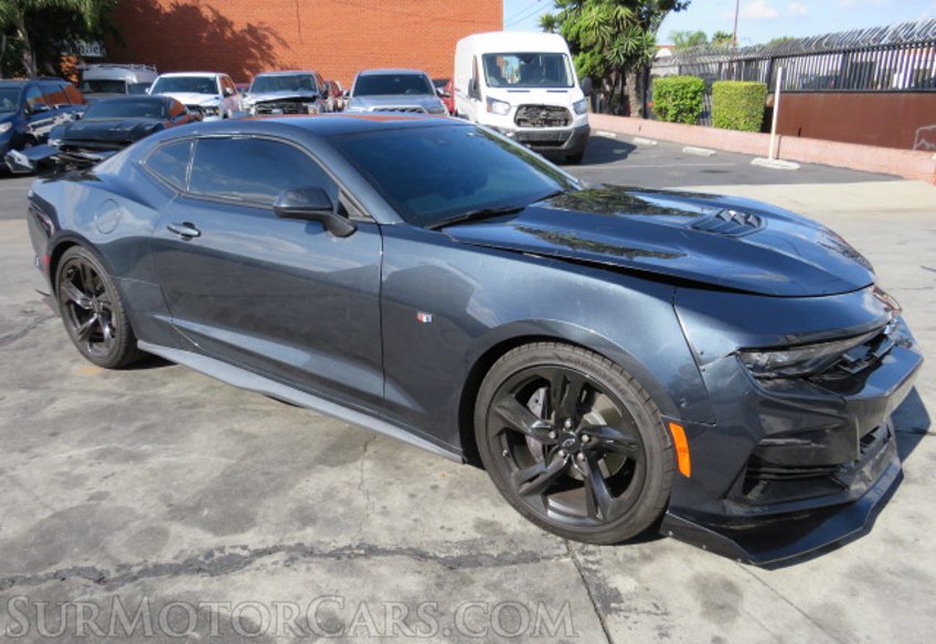 2020 Chevrolet Camaro - Image 3