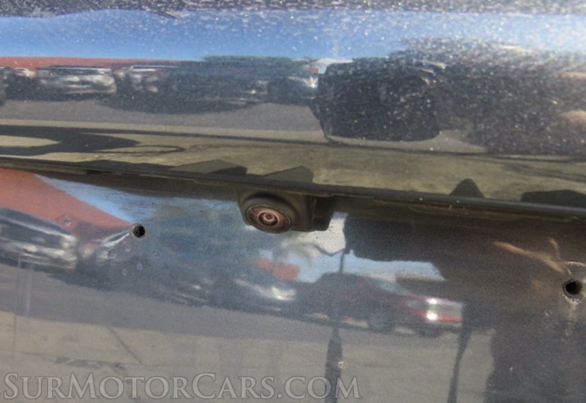 2020 Chevrolet Camaro - Image 16