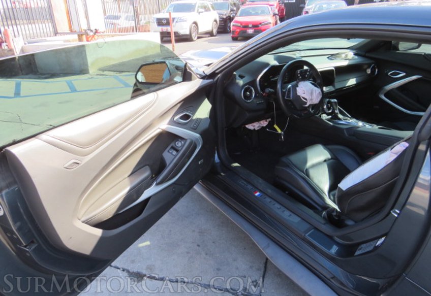 2020 Chevrolet Camaro - Image 20