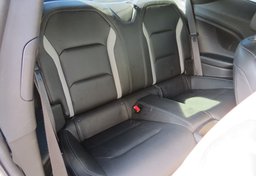 2020 Chevrolet Camaro - Image 28