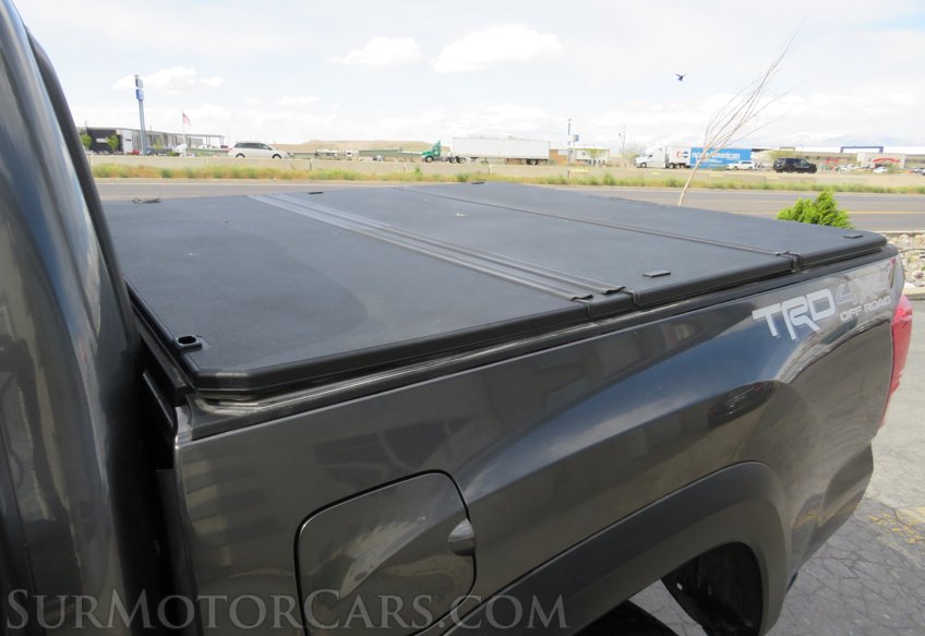 2016 Toyota Tacoma - Image 16