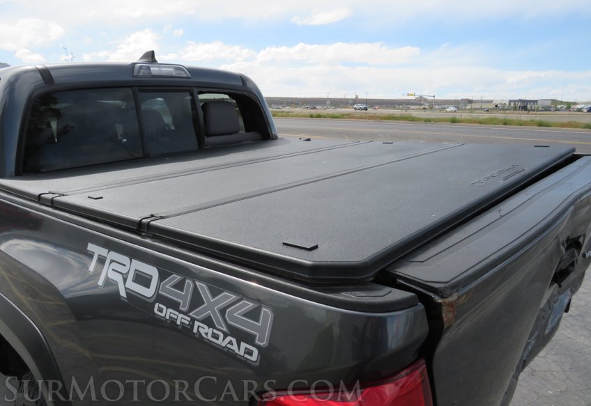 2016 Toyota Tacoma - Image 17