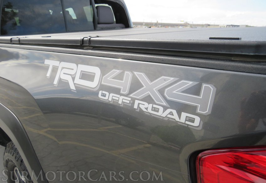 2016 Toyota Tacoma - Image 18