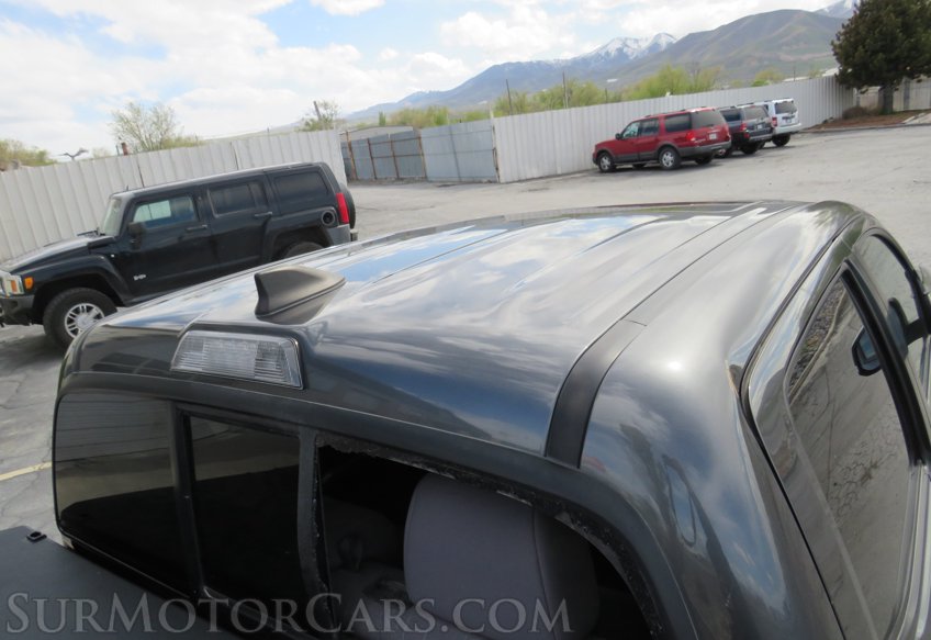 2016 Toyota Tacoma - Image 12