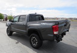 2016 Toyota Tacoma - Image 8