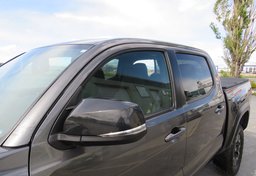 2016 Toyota Tacoma - Image 14