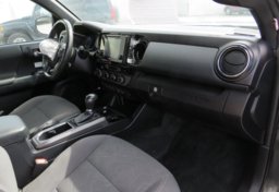 2016 Toyota Tacoma - Image 22