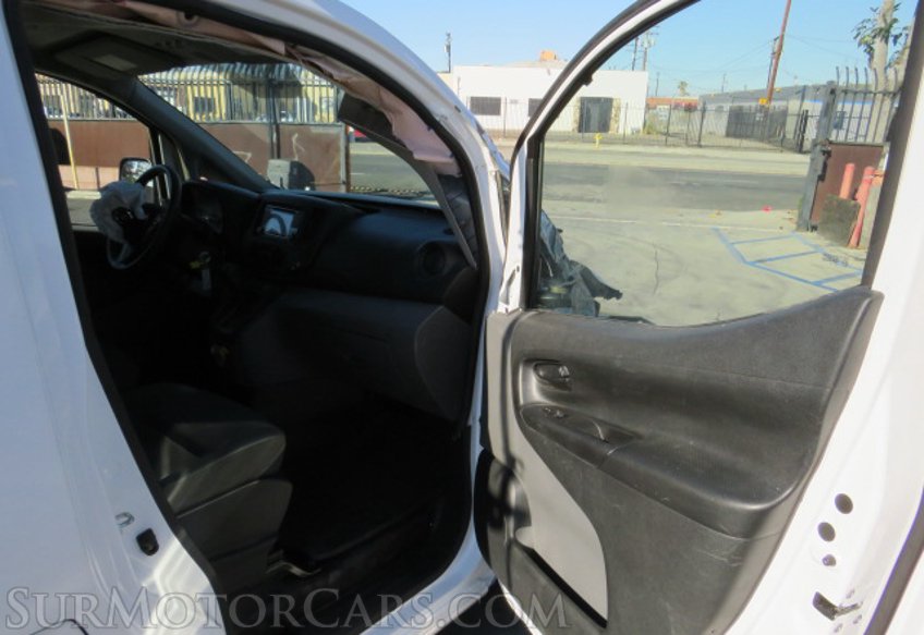 2019 Nissan NV200 Compact Cargo - Image 17