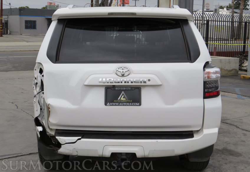 2018 Toyota 4Runner - Image 10