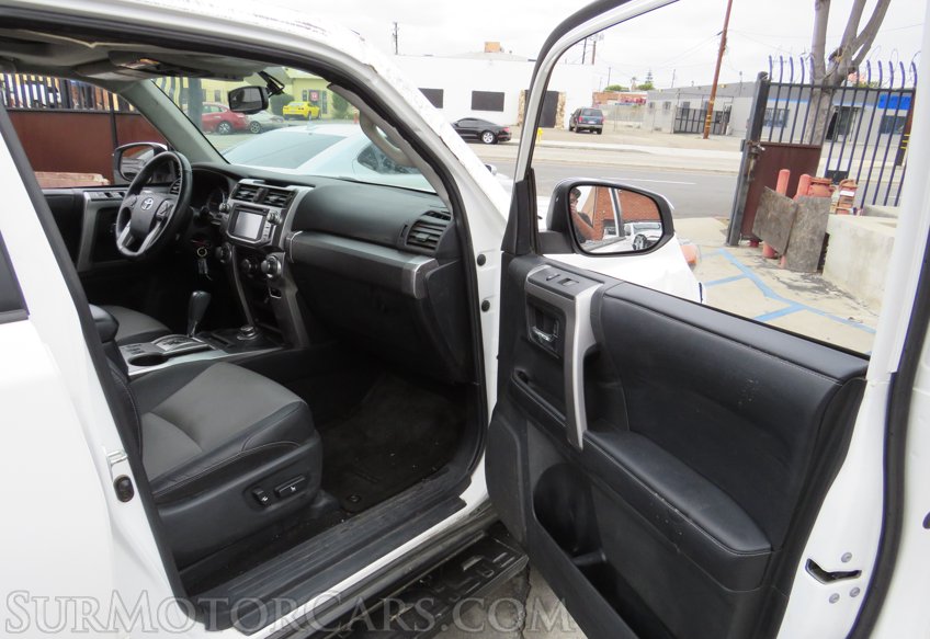 2018 Toyota 4Runner - Image 21