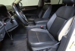 Thumbnail of 2019 Volkswagen Atlas