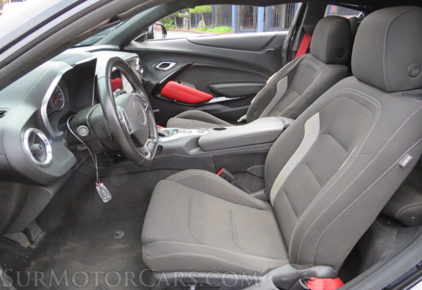 2021 Chevrolet Camaro - Image 20