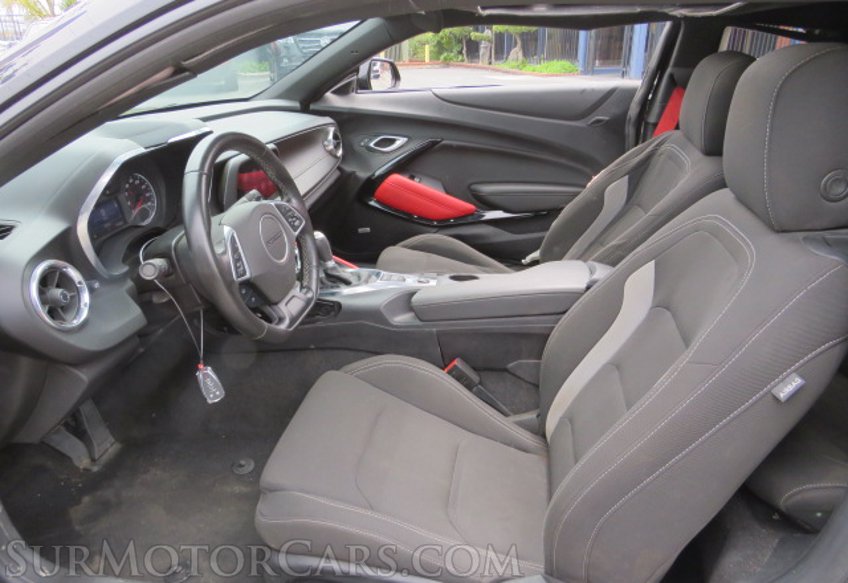 2021 Chevrolet Camaro - Image 18