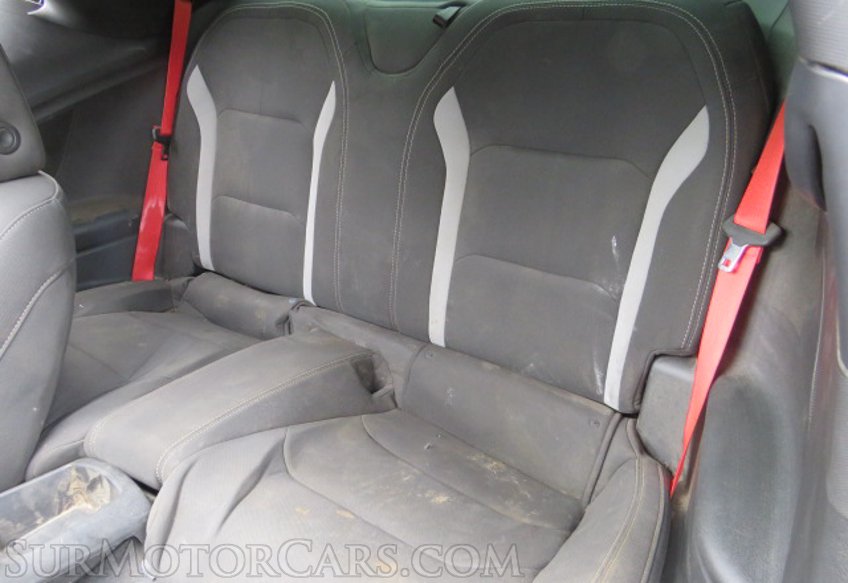 2021 Chevrolet Camaro - Image 25