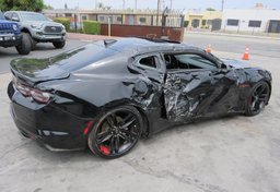 2021 Chevrolet Camaro - Image 5