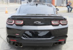 2021 Chevrolet Camaro - Image 12