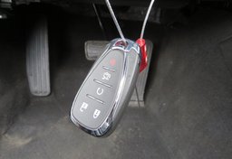 2021 Chevrolet Camaro - Image 40