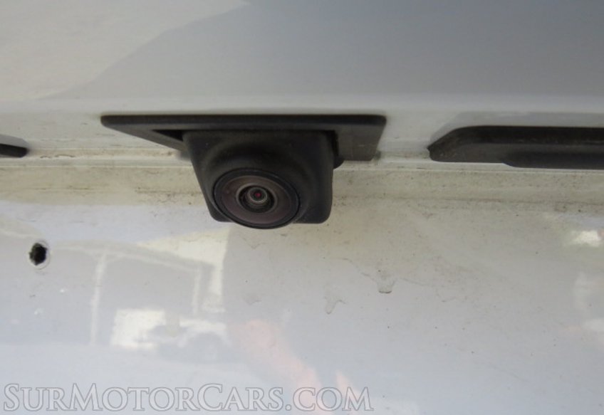 2021 Chevrolet Camaro - Image 14