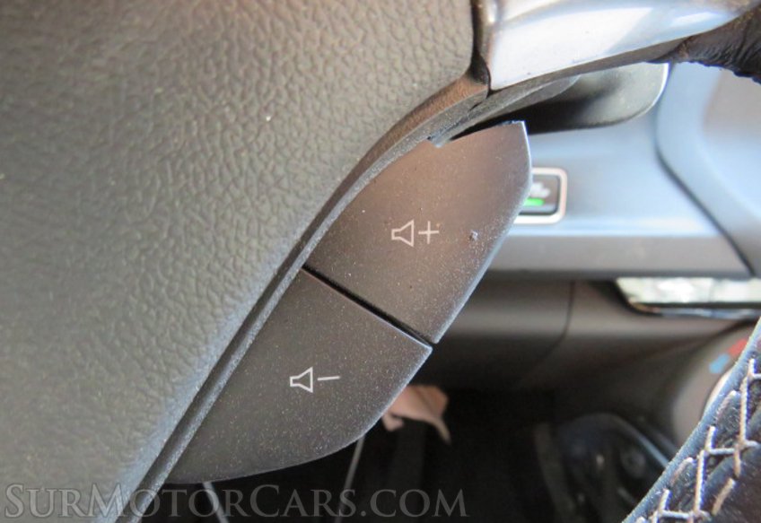 2021 Chevrolet Camaro - Image 35