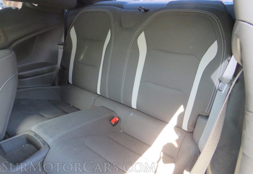 2021 Chevrolet Camaro - Image 25