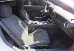 2021 Chevrolet Camaro - Image 22