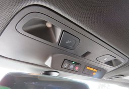 2021 Chevrolet Camaro - Image 39