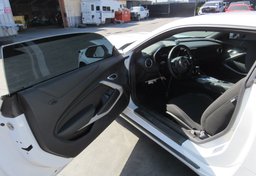 2021 Chevrolet Camaro - Image 19