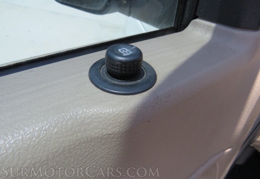 2014 Ford Econoline Wagon - Image 42