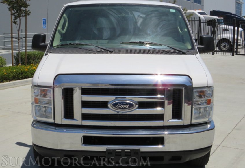 2014 Ford Econoline Wagon - Image 11
