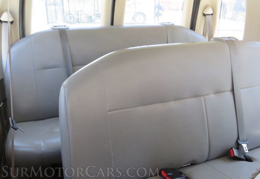 2014 Ford Econoline Wagon - Image 33