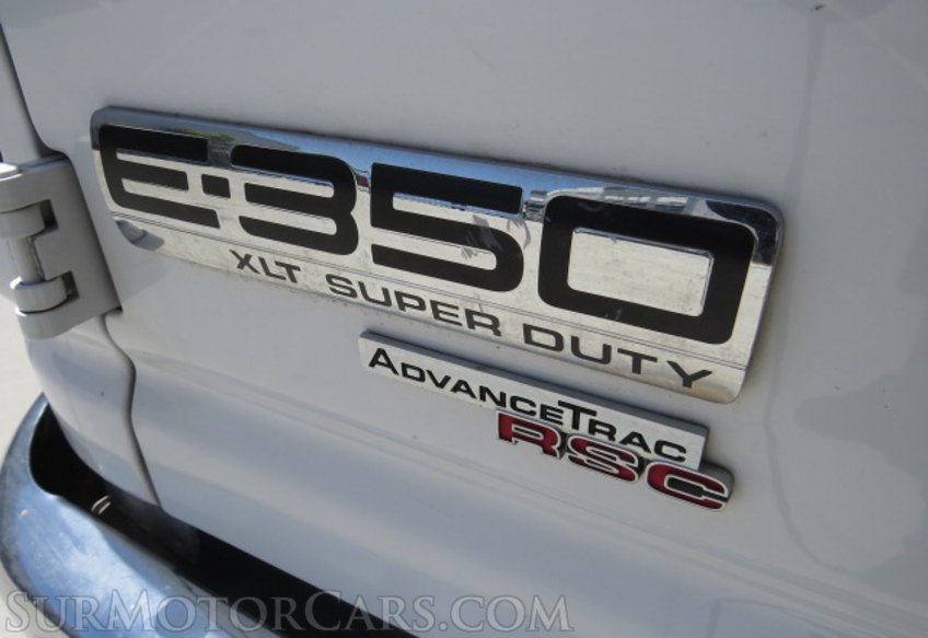 2014 Ford Econoline Wagon - Image 22