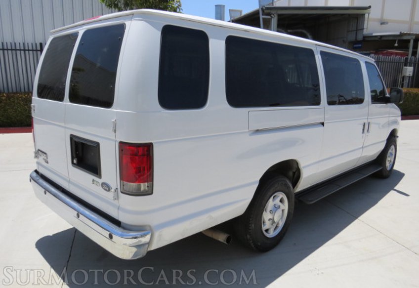 2014 Ford Econoline Wagon - Image 9