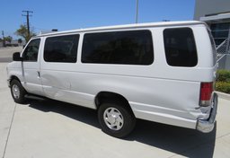 2014 Ford Econoline Wagon - Image 8