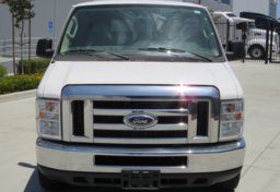 2014 Ford Econoline Wagon - Image 11