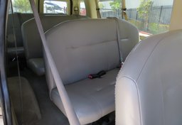 2014 Ford Econoline Wagon - Image 31