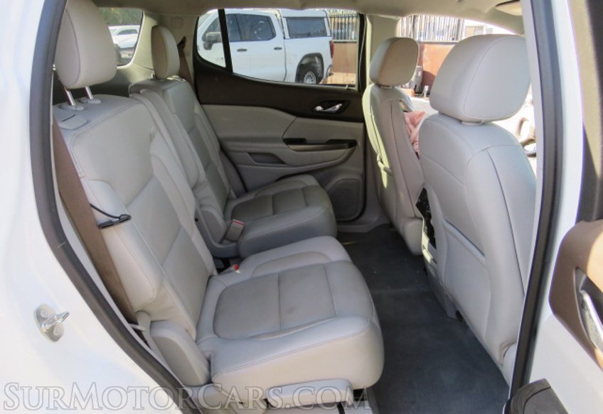 2018 GMC Acadia - Image 25