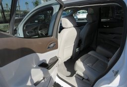 2018 GMC Acadia - Image 33