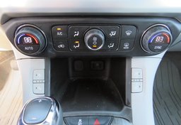 2018 GMC Acadia - Image 42