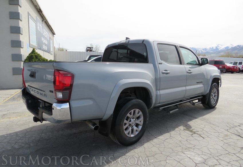 2019 Toyota Tacoma - Image 8