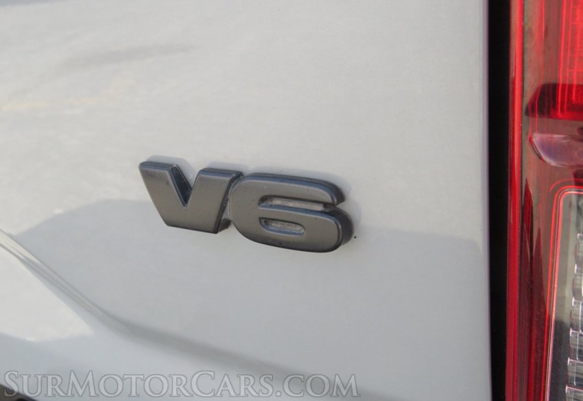 2019 Toyota Tacoma - Image 26