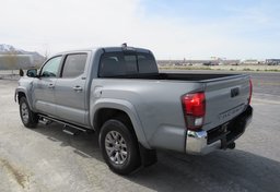 2019 Toyota Tacoma - Image 7