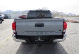 2019 Toyota Tacoma - Image 11