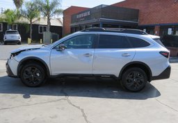 2022 Subaru Outback - Image 10