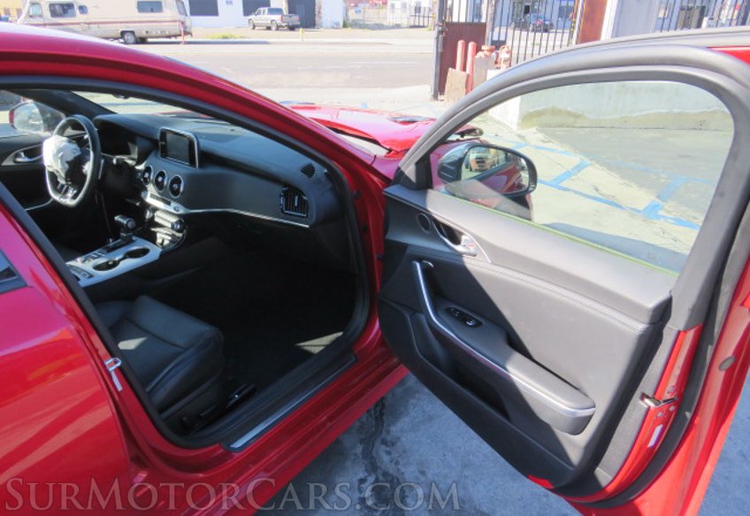 2018 Kia Stinger - Image 23