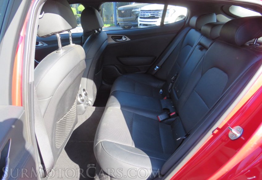 2018 Kia Stinger - Image 33