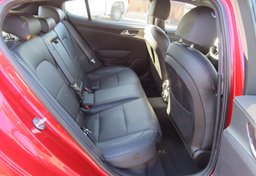 2018 Kia Stinger - Image 30