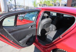 2018 Kia Stinger - Image 28