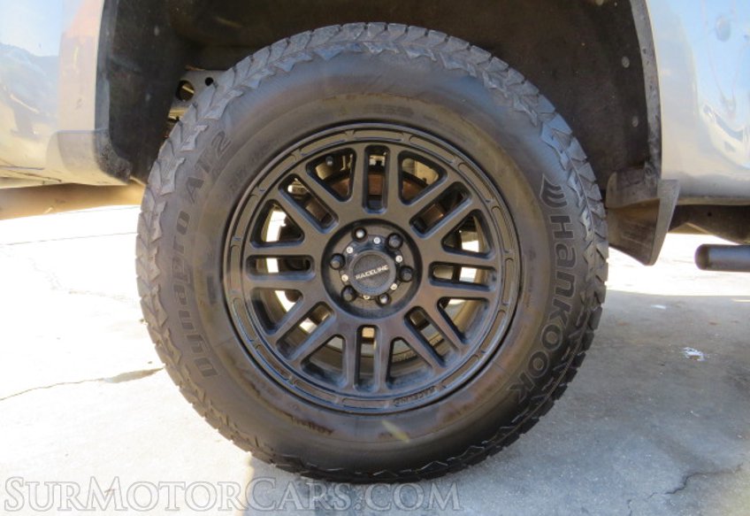 2018 Chevrolet Colorado - Image 19